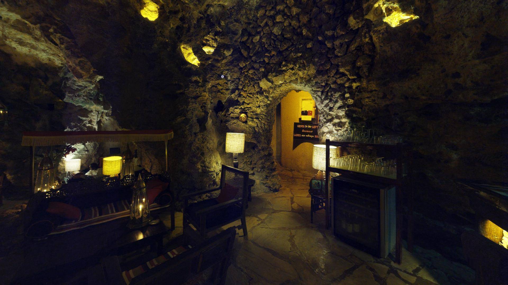 Ali Barbours Cave Restaurant Diani Beach Matterport Virtual Tour Kenya | 360INT