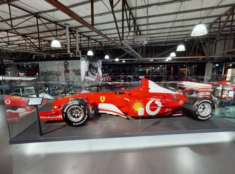 Michael Schumacher Fan Shop Köln Virtual Tour Matterport | 360INT